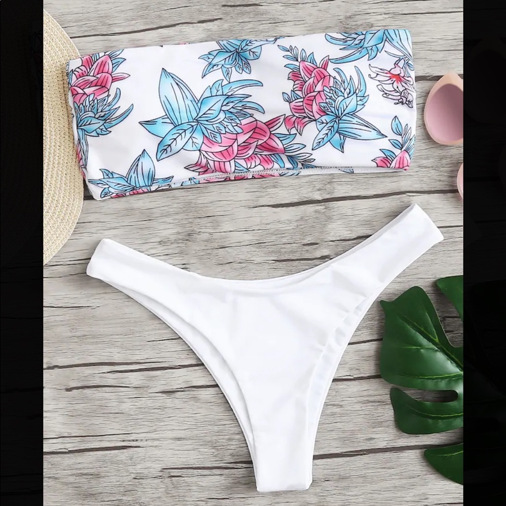 Flower Print Two Piece Bikini Set.